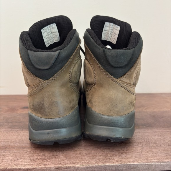 Vasque Gore-Tex Hiking Boots Mens 9 Wasatch GTX Brown Vibram Leather Gorpcore - Picture 4 of 12